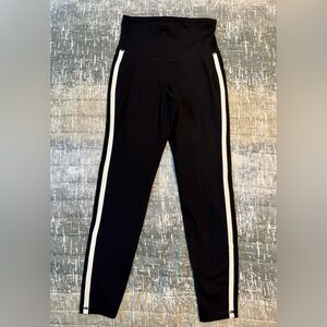 Old Navy Active Black Go-Dry Apparel - Women’s - Size Small